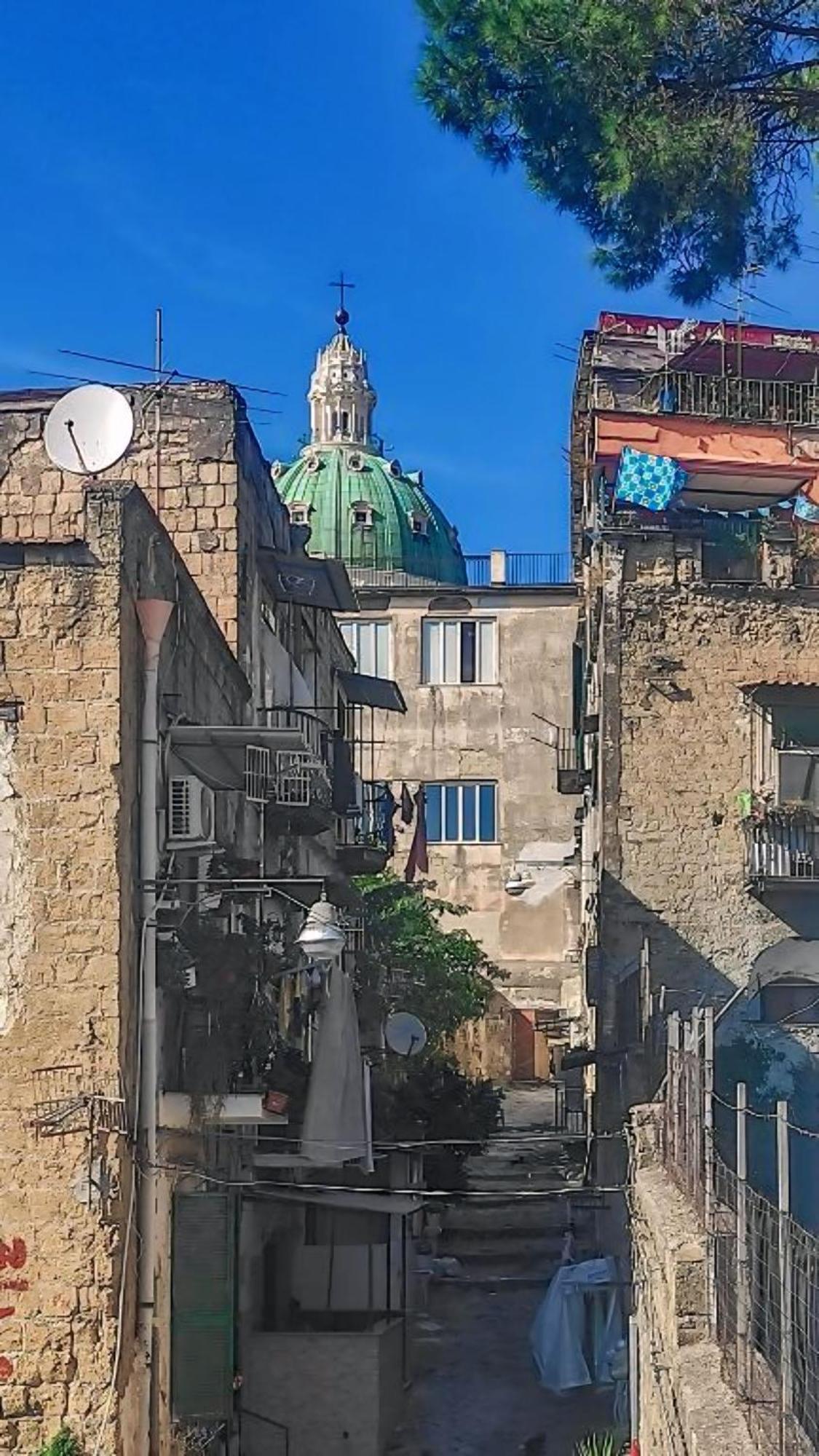 Appartement Tra I Giardini Della Scalinata Di San Gennaro Naples