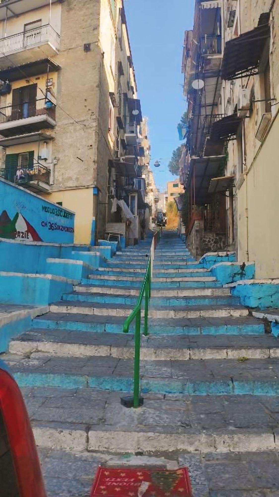 Tra I Giardini Della Scalinata Di San Gennaro Apartment Naples